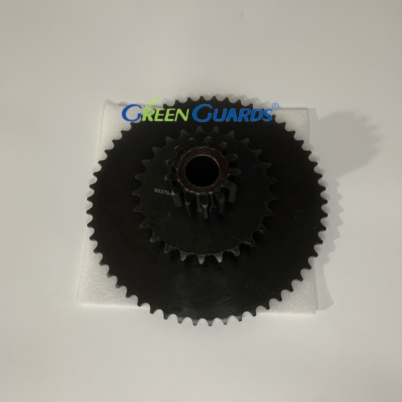 OEM 標準 ピニオン ダブル スプロケット G663703 ターフコマシンのための芝生設備の交換部品
